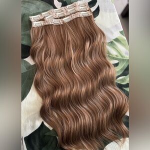 Human hair Blend 20 In Wavy Light Brown Hair Extensions